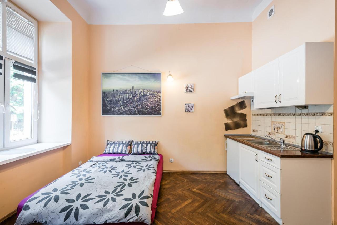 Adam12 Apartment Красков Екстериор снимка